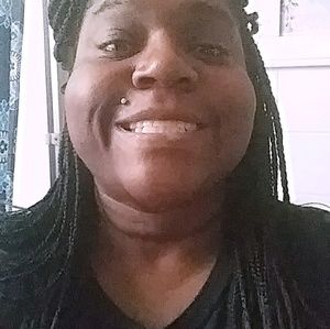 Meet your Posher, Janel